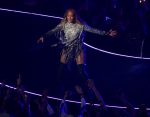 Jennifer Lopez Sexy On Stage