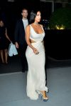 Kim Kardashian Sexy Cleavage