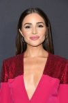 Olivia Culpo Sexy Legs