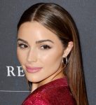 Olivia Culpo Sexy Legs