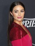 Olivia Culpo Sexy Legs