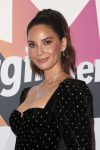 Olivia Munn Sexy Cleavage