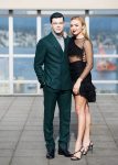Peyton Roi List Sexy Legs In Black Dress