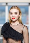 Peyton Roi List Sexy Legs In Black Dress