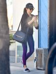 Sarah Hyland Sexy Ass