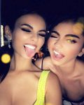 Sarah Hyland & Victoria Justice Sexy