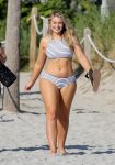Iskra Lawrence Sexy Photoshoot At Beach