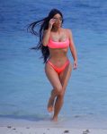 Kim Kardashian Sexy Curvy Body In Bikini