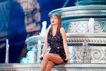 Taylor Swift Wet Performance