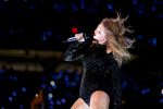 Taylor Swift Wet Performance