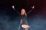 Taylor Swift Wet Performance
