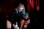 Taylor Swift Wet Performance