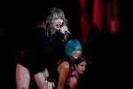Taylor Swift Wet Performance