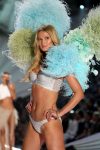 Toni Garrn