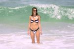 Alesandra Ambrosio Sexy Body In A Bikini