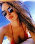 Alessandra Ambrosio Sexy In Bikini