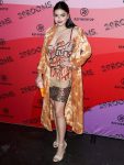 Ariel Winter Beautiful Cleavage
