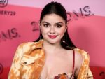 Ariel Winter Beautiful Cleavage