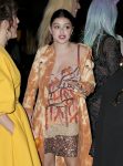 Ariel Winter Beautiful Cleavage
