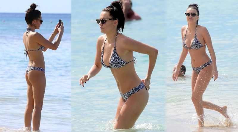 Emily Blackwell – Bikini Candids on the Beach in St. James