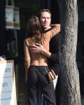 Emily Ratajkowski Casual Sexiness