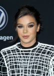 Hailee Steinfeld Sexy Long Legs
