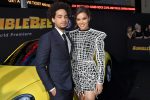 Hailee Steinfeld Sexy Long Legs