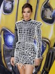 Hailee Steinfeld Sexy Long Legs