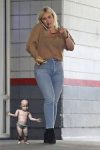 Hilary Duff Sexy Ass In Jeans