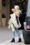 Hilary Duff Sexy Ass In Jeans