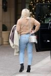 Hilary Duff Sexy Ass In Jeans