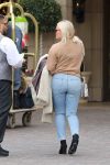Hilary Duff Sexy Ass In Jeans