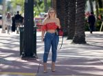 Iskra Lawrence Sexy Body