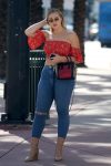 Iskra Lawrence Sexy Body