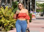 Iskra Lawrence Sexy Body