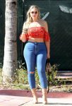 Iskra Lawrence Sexy Body