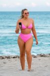 Iskra Lawrence Sexy Body In A Pink Bikini