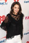 Kate Holmes Braless Breasts