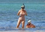 Katy Perry Sexy Body In A Swimsuit