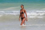 Lais Ribeiro Sexy Bikini Body
