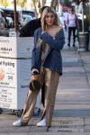 Madison Beer Sexy Braless Pokies