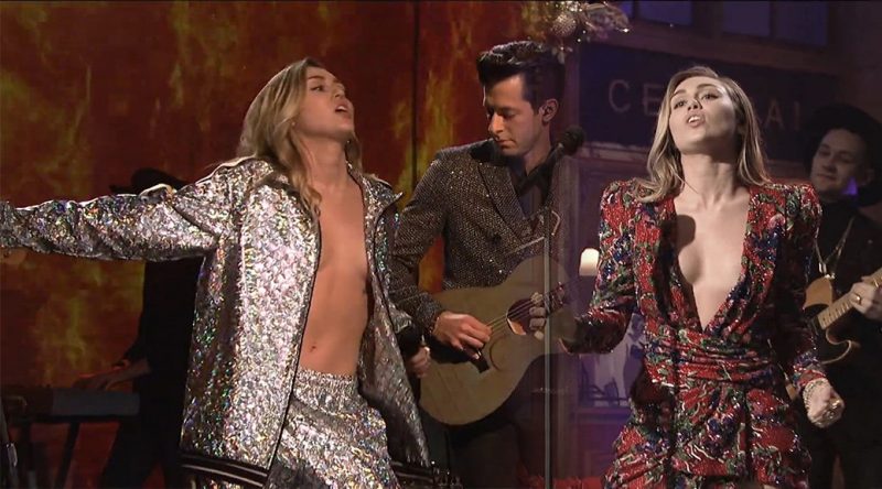 Miley Cyrus Performs Live on Saturday Night Live in New York