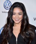 Vanessa Hudgens Sexy Legs