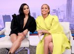 Vanessa Hudgens And Jennifer Lopez Sexy Legs