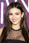 Victoria Justice Sexy Legs