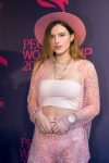 Bella Thorne Sexy In Panties