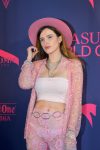 Bella Thorne Sexy In Panties