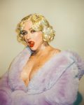 Christina Aguilera Sexy Cleavage