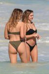 Delilah Belle Hamlin with friend at the beach in Tulum