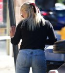 Hilary Duff Sexy Body